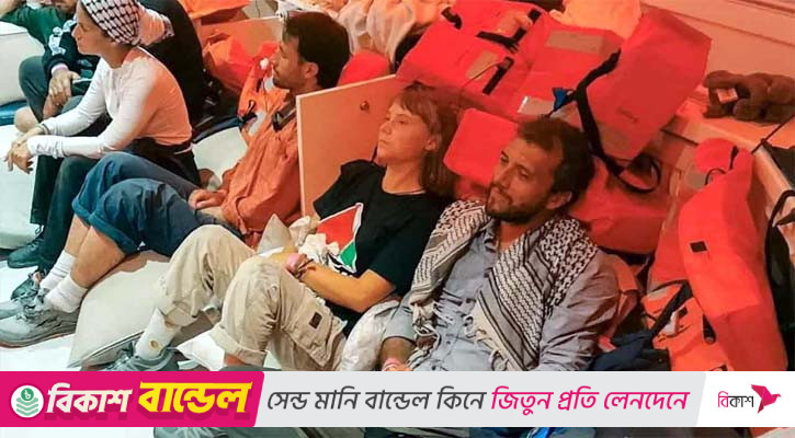 গ্রেটা থুনবার্গসহ আটকদের ওপর নির্যাতন, ইসরায়েলি পতাকায় চুমু দিতে বাধ্য করা হয়েছে